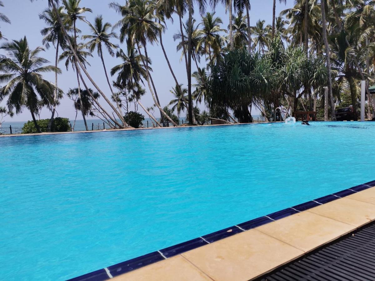 Helios Beach Resort タンガラ エクステリア 写真