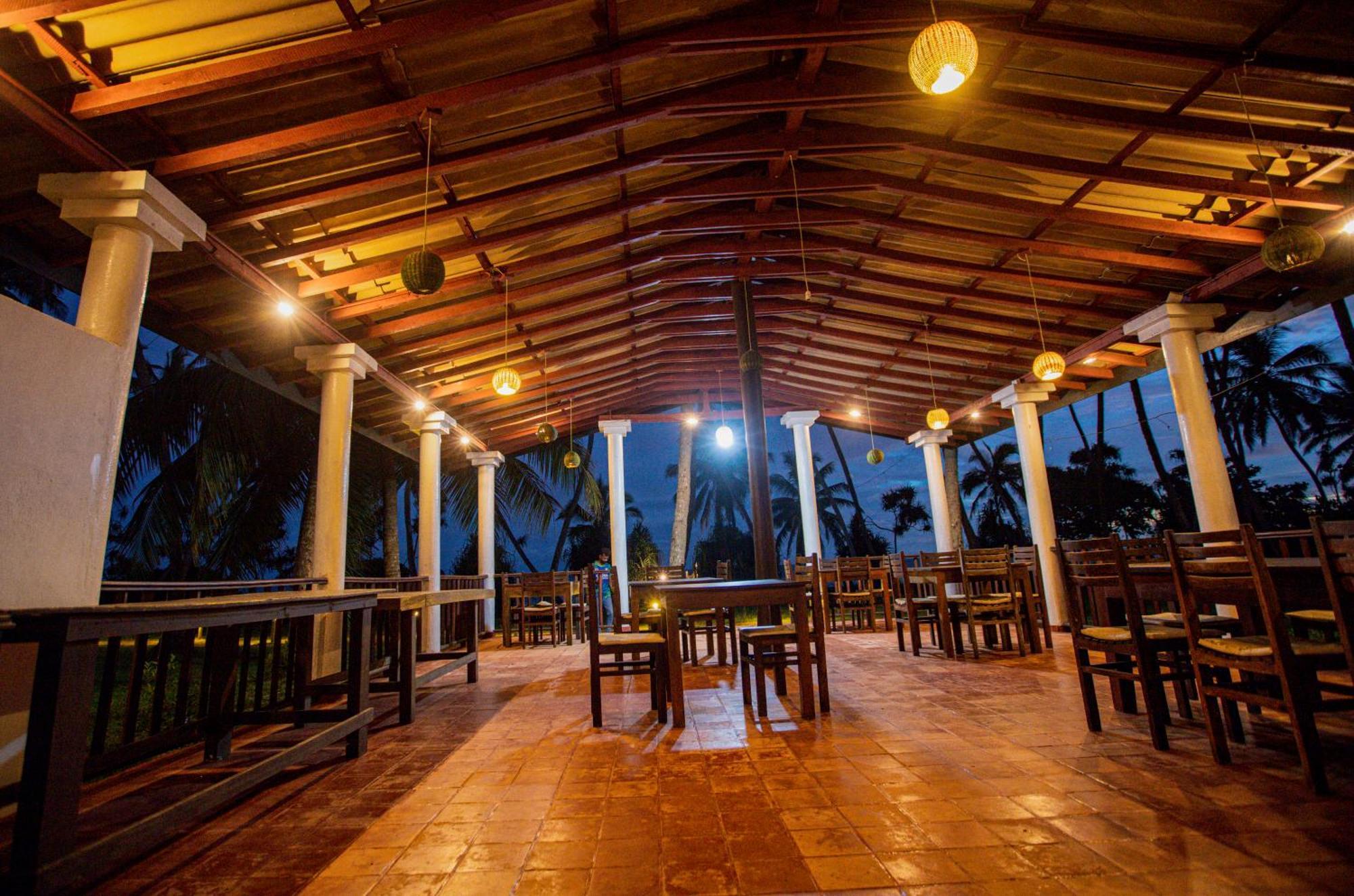 Helios Beach Resort タンガラ エクステリア 写真